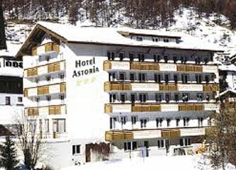 Skireisen Skiurlaub mit team3reisen.de Sportclub Astoria Saas Fee